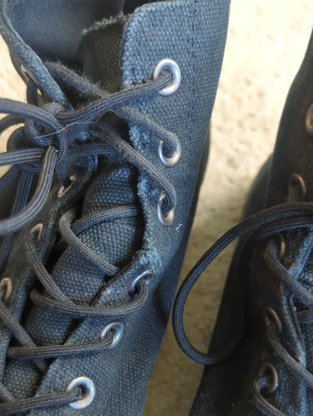 N/A converse size